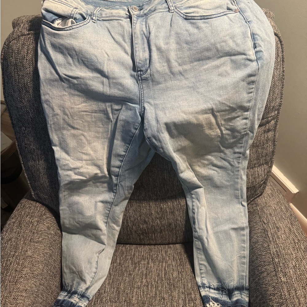 Just Blue Women's Jeans